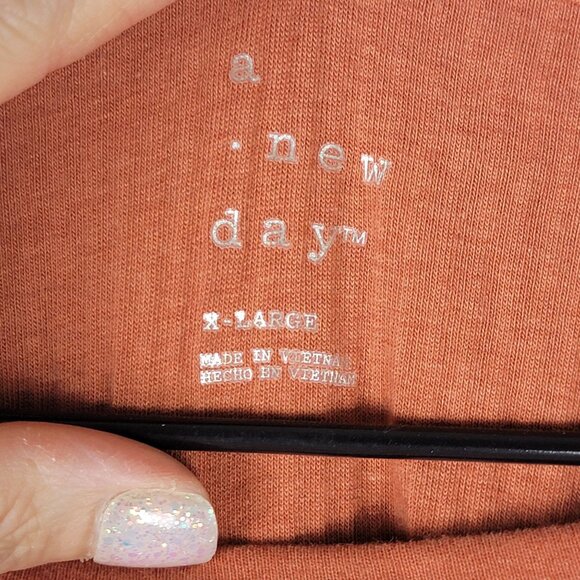 A New Day Womens XL Burnt Orange Short Sleeve Knit T-Shirt‎ Basic Casual Neutral - Picture 2 of 4